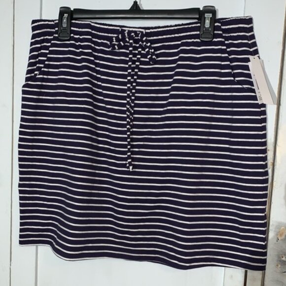 Skort - Picture 2 of 2